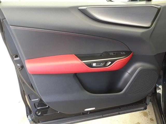 NX NX350h Fスポーツ サンルーフ/保証書/純正 SDナビ/デジタルインナーミラー/衝突安全装置/シートヒーター/パノラミックビューモニター/車線逸脱防止支援システム/シート 合皮/パーキングアシスト 自動操舵 全周囲カメラ(21枚目)