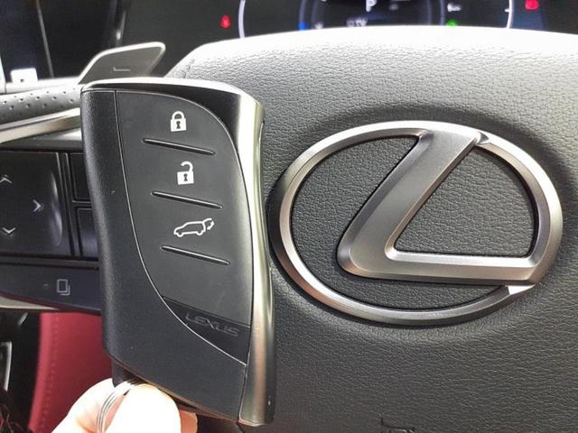 NX NX350h Fスポーツ サンルーフ/保証書/純正 SDナビ/デジタルインナーミラー/衝突安全装置/シートヒーター/パノラミックビューモニター/車線逸脱防止支援システム/シート 合皮/パーキングアシスト 自動操舵 全周囲カメラ(35枚目)