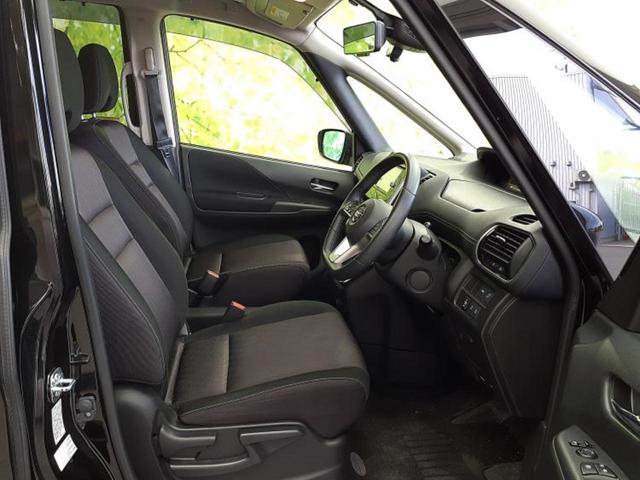 セレナ ハイウェイスターＶセレクション　新品タイヤ／純正　ＳＤナビ／インテリジェントルームミラー／衝突安全装置／両側電動スライドドア／アラウンドビューモニター／車線逸脱防止支援システム／プロパイロット／ドライブレコーダー　社外　全周囲カメラ（4枚目）