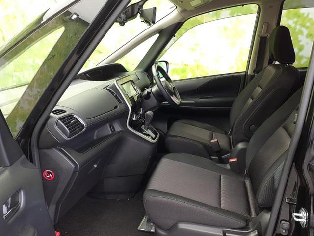 セレナ ハイウェイスターＶセレクション　新品タイヤ／純正　ＳＤナビ／インテリジェントルームミラー／衝突安全装置／両側電動スライドドア／アラウンドビューモニター／車線逸脱防止支援システム／プロパイロット／ドライブレコーダー　社外　全周囲カメラ（7枚目）