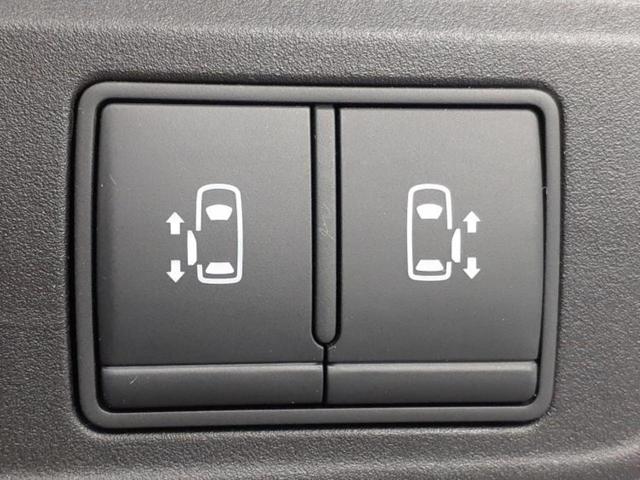 セレナ ハイウェイスターＶセレクション　新品タイヤ／純正　ＳＤナビ／インテリジェントルームミラー／衝突安全装置／両側電動スライドドア／アラウンドビューモニター／車線逸脱防止支援システム／プロパイロット／ドライブレコーダー　社外　全周囲カメラ（29枚目）