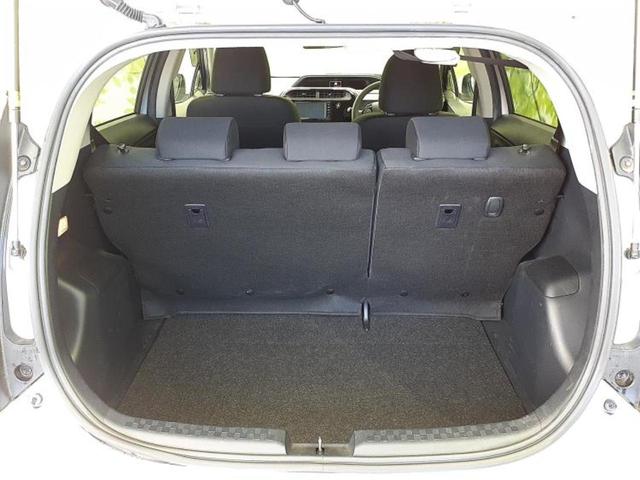 アクア Sスタイルブラック 新品タイヤ/純正 SDナビ/衝突安全装置/車線逸脱防止支援システム/ETC/EBD付ABS/横滑り防止装置/アイドリングストップ/ワンセグTV/エアバッグ 運転席/エアバッグ 助手席/パワーウインドウ(8枚目)