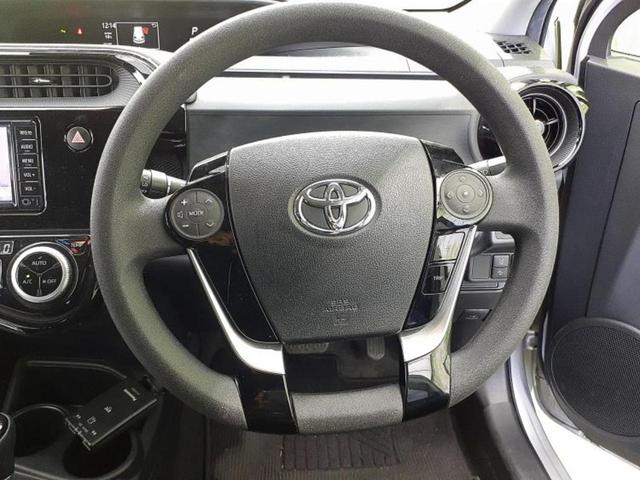 アクア Sスタイルブラック 新品タイヤ/純正 SDナビ/衝突安全装置/車線逸脱防止支援システム/ETC/EBD付ABS/横滑り防止装置/アイドリングストップ/ワンセグTV/エアバッグ 運転席/エアバッグ 助手席/パワーウインドウ(16枚目)