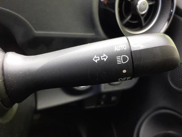 アクア Sスタイルブラック 新品タイヤ/純正 SDナビ/衝突安全装置/車線逸脱防止支援システム/ETC/EBD付ABS/横滑り防止装置/アイドリングストップ/ワンセグTV/エアバッグ 運転席/エアバッグ 助手席/パワーウインドウ(17枚目)