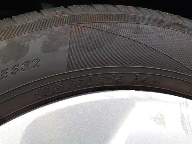 アクア Sスタイルブラック 新品タイヤ/純正 SDナビ/衝突安全装置/車線逸脱防止支援システム/ETC/EBD付ABS/横滑り防止装置/アイドリングストップ/ワンセグTV/エアバッグ 運転席/エアバッグ 助手席/パワーウインドウ(55枚目)