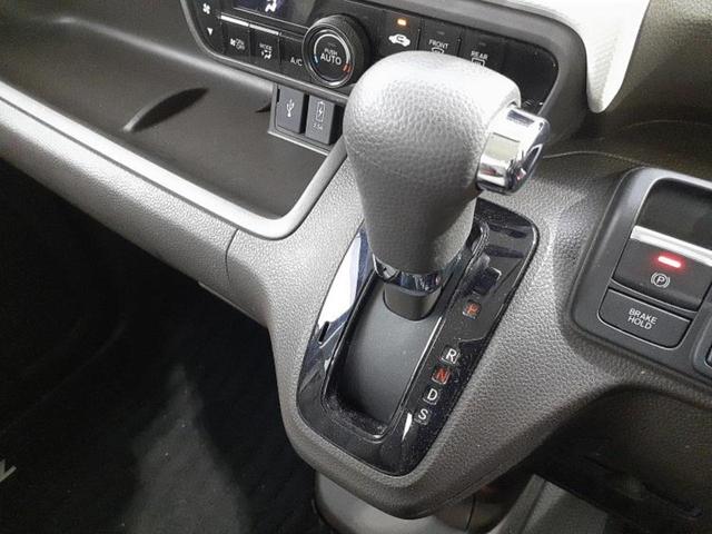 N-BOX L・ターボ 新品タイヤ/保証書/純正 8インチ SDナビ/衝突安全装置/両側電動スライドドア/シートヒーター/車線逸脱防止支援システム/パーキングアシスト バックガイド/ドライブレコーダー 前後 バックカメラ(18枚目)