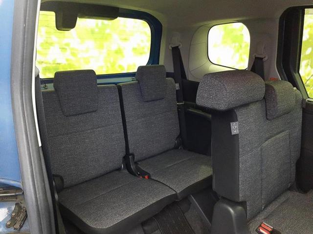 シエンタ Ｚ　新品タイヤ／保証書／純正　１０インチ　ＳＤナビ／フリップダウンモニター　純正　１１．５インチ／衝突安全装置／両側電動スライドドア／シートヒーター　前席／パノラミックビューモニター　衝突被害軽減システム（6枚目）