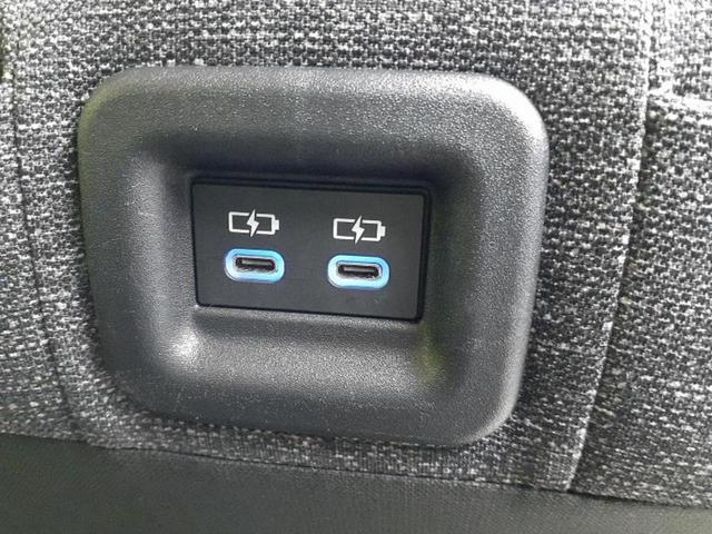 シエンタ Ｚ　新品タイヤ／保証書／純正　１０インチ　ＳＤナビ／フリップダウンモニター　純正　１１．５インチ／衝突安全装置／両側電動スライドドア／シートヒーター　前席／パノラミックビューモニター　衝突被害軽減システム（45枚目）