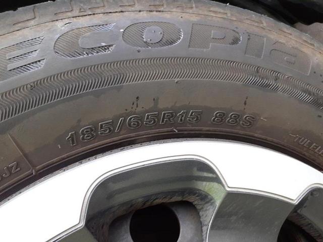 シエンタ Ｚ　新品タイヤ／保証書／純正　１０インチ　ＳＤナビ／フリップダウンモニター　純正　１１．５インチ／衝突安全装置／両側電動スライドドア／シートヒーター　前席／パノラミックビューモニター　衝突被害軽減システム（52枚目）