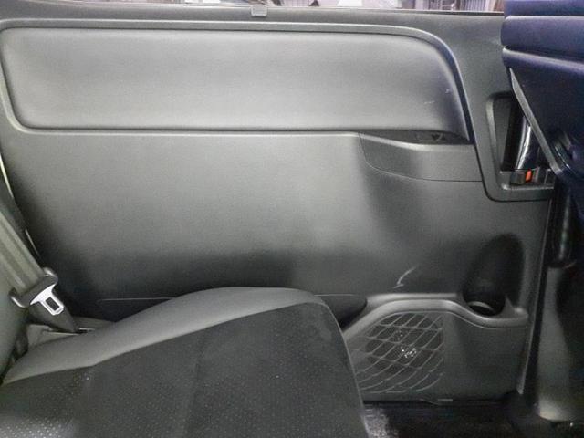 ヴォクシー ＺＳキラメキ３　新品タイヤ／純正エアロ／保証書／社外　１１インチ　ＳＤナビ／フリップダウンモニター　社外　１２．８インチ／衝突安全装置／両側電動スライドドア／車線逸脱防止支援システム／シート　ハーフレザー　フルエアロ（25枚目）