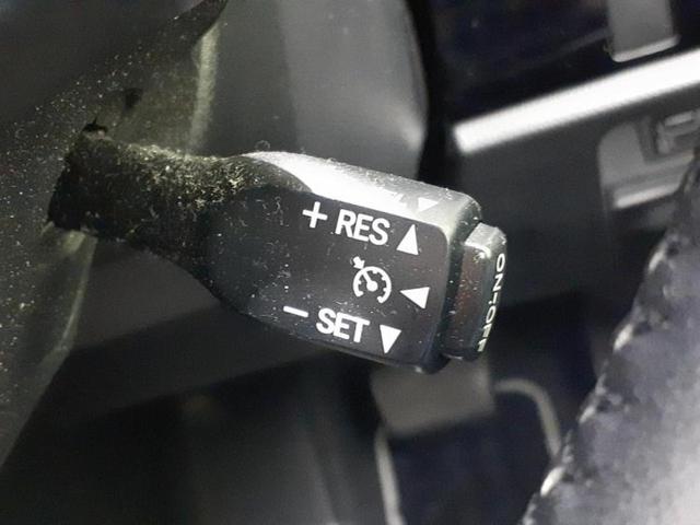 ヴォクシー ＺＳキラメキ３　新品タイヤ／純正エアロ／保証書／社外　１１インチ　ＳＤナビ／フリップダウンモニター　社外　１２．８インチ／衝突安全装置／両側電動スライドドア／車線逸脱防止支援システム／シート　ハーフレザー　フルエアロ（41枚目）