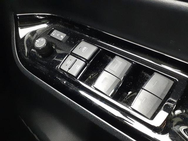 ヴォクシー ＺＳキラメキ３　新品タイヤ／純正エアロ／保証書／社外　１１インチ　ＳＤナビ／フリップダウンモニター　社外　１２．８インチ／衝突安全装置／両側電動スライドドア／車線逸脱防止支援システム／シート　ハーフレザー　フルエアロ（42枚目）