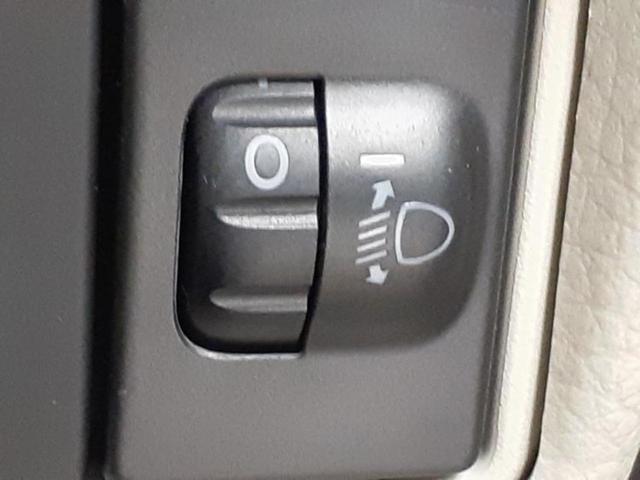 スペーシア ハイブリッドＸ　保証書／純正　メモリーナビ／両側電動スライドドア／シートヒーター／Ｂｌｕｅｔｏｏｔｈ接続／ＥＴＣ／ＥＢＤ付ＡＢＳ／横滑り防止装置／アイドリングストップ／バックモニター／ワンセグＴＶ／ＤＶＤ　ＤＶＤ再生（30枚目）