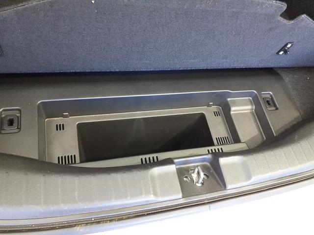 フィットハイブリッド ハイブリッド・Ｌパッケージ　新品タイヤ／社外　ナビ／パーキングアシスト　バックガイド／ヘッドランプ　ＨＩＤ／Ｂｌｕｅｔｏｏｔｈ接続／ＥＴＣ／ＥＢＤ付ＡＢＳ／横滑り防止装置／アイドリングストップ／ホンダセンシング　バックカメラ（25枚目）