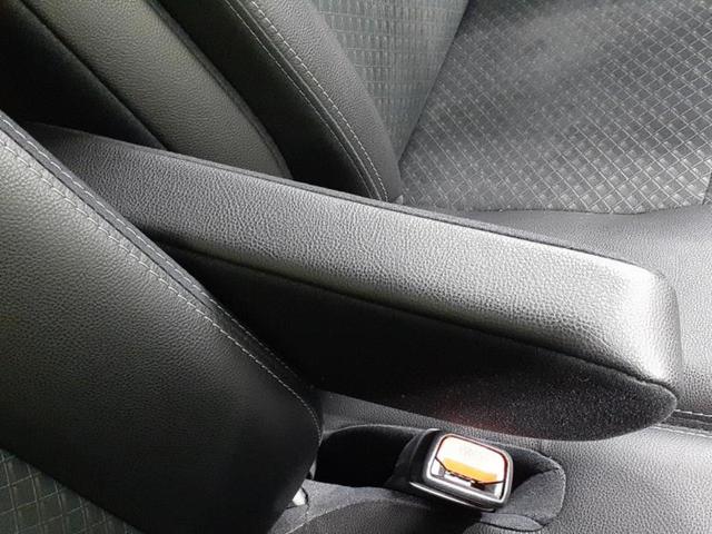 タント カスタムＲＳスタイルセレクション　新品タイヤ／保証書／純正　９インチ　ＳＤナビ／衝突安全装置／両側電動スライドドア／シートヒーター／パノラマモニター／車線逸脱防止支援システム／シート　ハーフレザー／ドライブレコーダー　純正　禁煙車（30枚目）