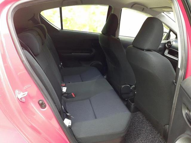 アクア Ｓ　新品タイヤ／保証書／純正　ＳＤナビ／ＥＴＣ／ＥＢＤ付ＡＢＳ／横滑り防止装置／アイドリングストップ／バックモニター／フルセグＴＶ／エアバッグ　運転席／エアバッグ　助手席／パワーウインドウ　バックカメラ（5枚目）