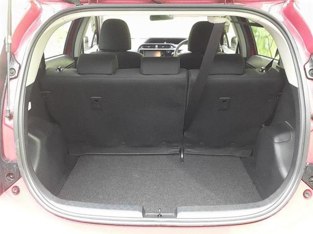 アクア Ｓ　新品タイヤ／保証書／純正　ＳＤナビ／ＥＴＣ／ＥＢＤ付ＡＢＳ／横滑り防止装置／アイドリングストップ／バックモニター／フルセグＴＶ／エアバッグ　運転席／エアバッグ　助手席／パワーウインドウ　バックカメラ（8枚目）