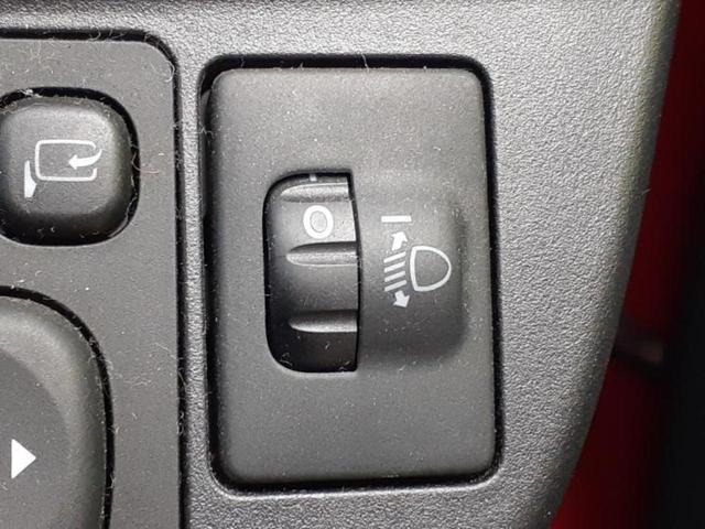 アクア Ｓ　新品タイヤ／保証書／純正　ＳＤナビ／ＥＴＣ／ＥＢＤ付ＡＢＳ／横滑り防止装置／アイドリングストップ／バックモニター／フルセグＴＶ／エアバッグ　運転席／エアバッグ　助手席／パワーウインドウ　バックカメラ（27枚目）