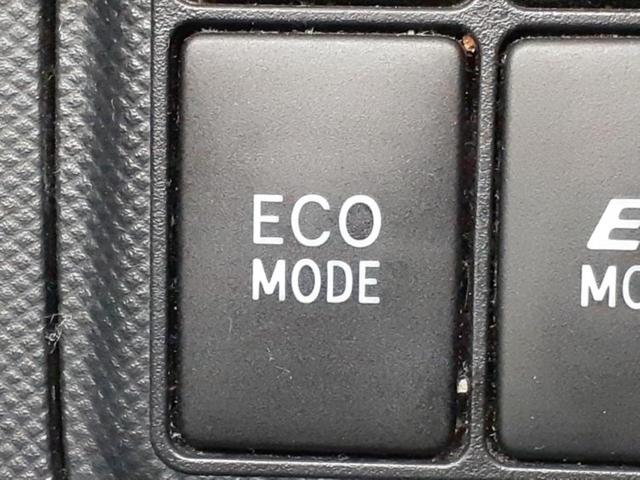 アクア Ｓ　新品タイヤ／保証書／純正　ＳＤナビ／ＥＴＣ／ＥＢＤ付ＡＢＳ／横滑り防止装置／アイドリングストップ／バックモニター／フルセグＴＶ／エアバッグ　運転席／エアバッグ　助手席／パワーウインドウ　バックカメラ（31枚目）