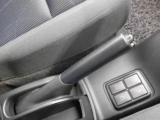 アクア Ｓ　新品タイヤ／保証書／純正　ＳＤナビ／ＥＴＣ／ＥＢＤ付ＡＢＳ／横滑り防止装置／アイドリングストップ／バックモニター／フルセグＴＶ／エアバッグ　運転席／エアバッグ　助手席／パワーウインドウ　バックカメラ（38枚目）