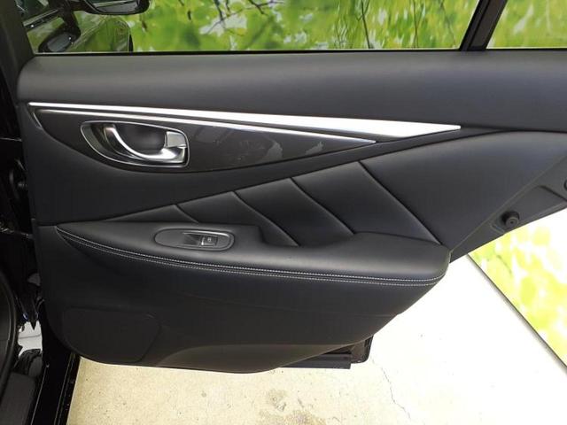 スカイライン ＧＴタイプＳＰ　新品タイヤ／サンルーフ／ＢＯＳＥ／純正　ＳＤナビ／衝突安全装置／シートヒーター　前席／アラウンドビューモニター／車線逸脱防止支援システム／シート　フルレザー／ドライブレコーダー　社外　革シート（21枚目）