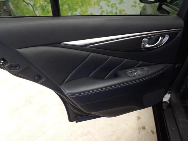 スカイライン ＧＴタイプＳＰ　新品タイヤ／サンルーフ／ＢＯＳＥ／純正　ＳＤナビ／衝突安全装置／シートヒーター　前席／アラウンドビューモニター／車線逸脱防止支援システム／シート　フルレザー／ドライブレコーダー　社外　革シート（22枚目）