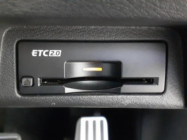 スカイライン ＧＴタイプＳＰ　新品タイヤ／サンルーフ／ＢＯＳＥ／純正　ＳＤナビ／衝突安全装置／シートヒーター　前席／アラウンドビューモニター／車線逸脱防止支援システム／シート　フルレザー／ドライブレコーダー　社外　革シート（24枚目）