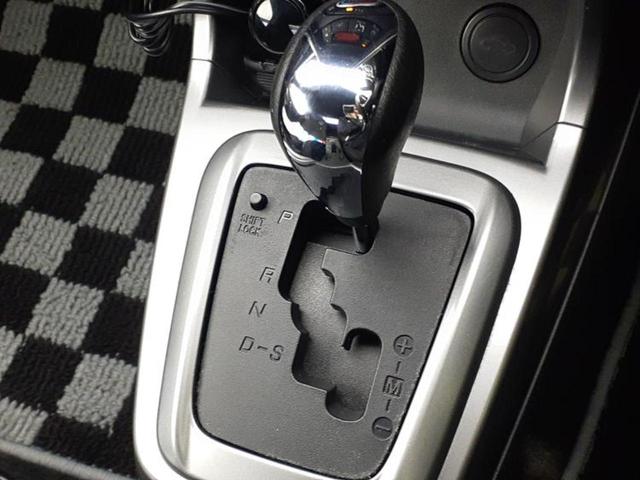 コペン ローブ 保証書/社外 SDナビ/シートヒーター/ヘッドランプ LED/EBD付ABS/横滑り防止装置/アイドリングストップ/ワンセグTV/禁煙車/エアバッグ 運転席/エアバッグ 助手席/MTモード付き(16枚目)