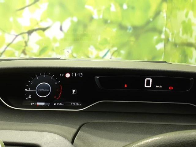 セレナ ＸＶ　新品タイヤ／純正　１０インチ　メモリーナビ／フリップダウンモニター　純正　９インチ／エマージェンシーブレーキ／両側電動スライドドア／全方位モニター／車線逸脱防止支援システム　衝突被害軽減システム（13枚目）