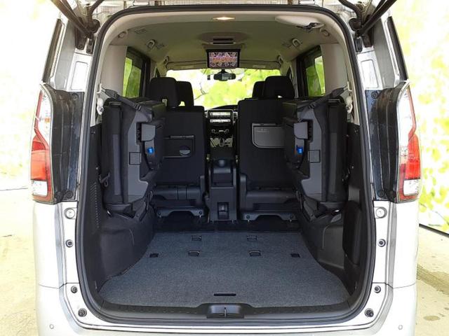 セレナ ＸＶ　新品タイヤ／純正　１０インチ　メモリーナビ／フリップダウンモニター　純正　９インチ／エマージェンシーブレーキ／両側電動スライドドア／全方位モニター／車線逸脱防止支援システム　衝突被害軽減システム（21枚目）