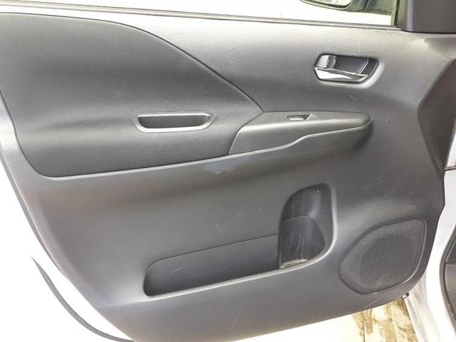 セレナ ＸＶ　新品タイヤ／純正　１０インチ　メモリーナビ／フリップダウンモニター　純正　９インチ／エマージェンシーブレーキ／両側電動スライドドア／全方位モニター／車線逸脱防止支援システム　衝突被害軽減システム（23枚目）