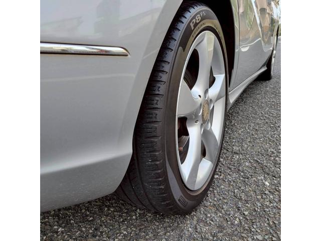 Ｂクラス Ｂ１８０　スポーツ　パノラマルーフ　黒革スポーツシート　運転席・助手席パワーシート　　シートヒーター　純正ＨＤＤナビ＆フルセグＴＶ　Ｂカメラ　ＥＴＣ　１７ＡＷ　レーダーセーフティーＰＫＧ　バリューＰＫＧ　禁煙車（26枚目）
