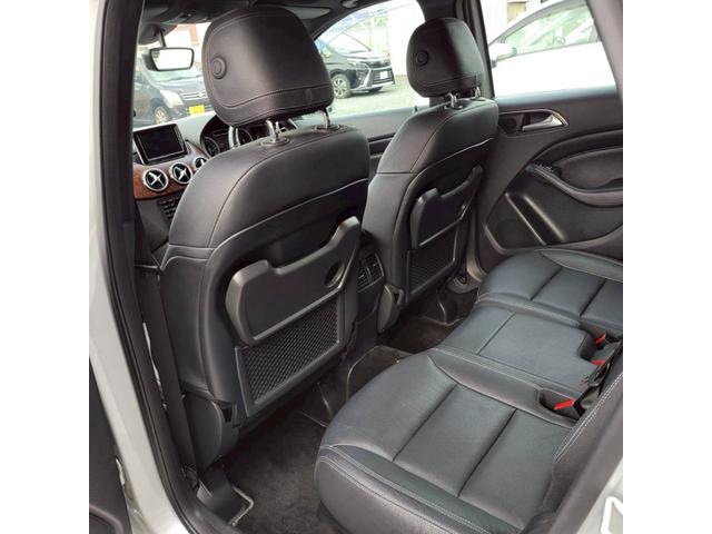 Ｂクラス Ｂ１８０　スポーツ　パノラマルーフ　黒革スポーツシート　運転席・助手席パワーシート　　シートヒーター　純正ＨＤＤナビ＆フルセグＴＶ　Ｂカメラ　ＥＴＣ　１７ＡＷ　レーダーセーフティーＰＫＧ　バリューＰＫＧ　禁煙車（47枚目）
