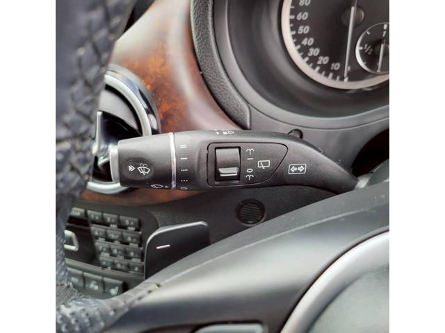 Ｂクラス Ｂ１８０　スポーツ　パノラマルーフ　黒革スポーツシート　運転席・助手席パワーシート　　シートヒーター　純正ＨＤＤナビ＆フルセグＴＶ　Ｂカメラ　ＥＴＣ　１７ＡＷ　レーダーセーフティーＰＫＧ　バリューＰＫＧ　禁煙車（54枚目）