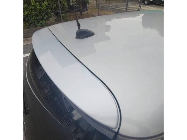 ＭＩＮＩ クーパー　セブン　後期モデル　特別仕様車　専用色ソーラーレッド／シルバールーフ　メッキミラー　専用シート＆専用１６ＡＷ　ＥＴＣ　フォグ　キーレスキー（23枚目）