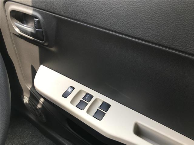 L セーフティパッケージ/衝突被害軽減ブレーキ/後退時ブレーキ/踏み間違い/レーンディパーチャーアラート/純正CD/キーレス/シートヒーター/オートライト/ヘッドライトレベライザー/Rソナー(11枚目)