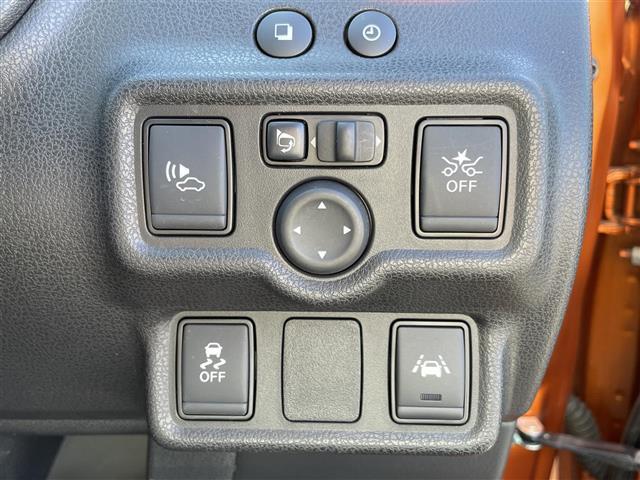 ノート e-パワー メダリスト 純正SDナビ/アラウンドビューモニター/ETC/前方ドライブレコーダー/Bluetooth/ハーフレザー/純正アルミホイール/純正フロアマット/前後コーナーセンサー/LEDヘッドライト/横滑り防止装置(4枚目)