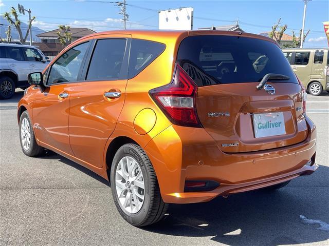 ノート e-パワー メダリスト 純正SDナビ/アラウンドビューモニター/ETC/前方ドライブレコーダー/Bluetooth/ハーフレザー/純正アルミホイール/純正フロアマット/前後コーナーセンサー/LEDヘッドライト/横滑り防止装置(21枚目)