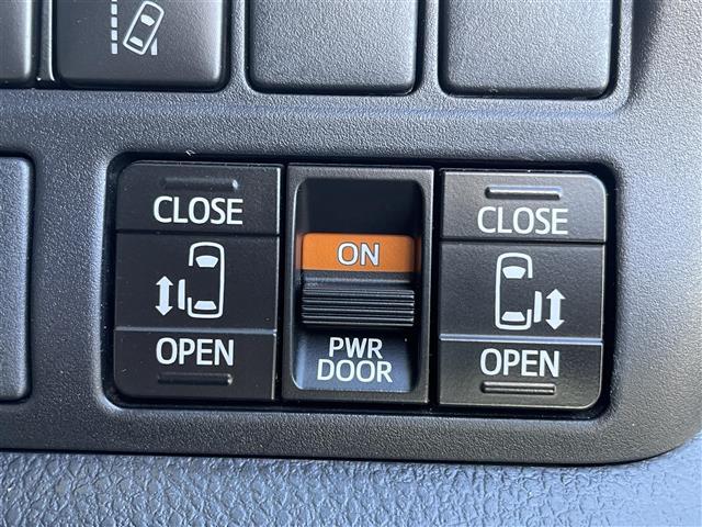 ヴォクシー ZS 煌II アルパイン製ナビ/Bluetooth/フルセグTV/バックカメラ/ETC/両側パワースライドドア/前後ドライブレコーダー/純正アルミホイール/純正フロアマット/クルーズコントロール/LEDヘッドライト(6枚目)