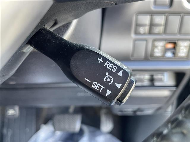 ヴォクシー ZS 煌II アルパイン製ナビ/Bluetooth/フルセグTV/バックカメラ/ETC/両側パワースライドドア/前後ドライブレコーダー/純正アルミホイール/純正フロアマット/クルーズコントロール/LEDヘッドライト(9枚目)