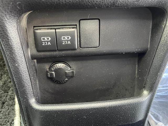 ヴォクシー ZS 煌II アルパイン製ナビ/Bluetooth/フルセグTV/バックカメラ/ETC/両側パワースライドドア/前後ドライブレコーダー/純正アルミホイール/純正フロアマット/クルーズコントロール/LEDヘッドライト(22枚目)