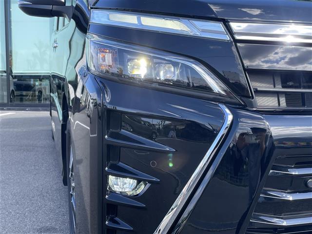 ヴォクシー ZS 煌II アルパイン製ナビ/Bluetooth/フルセグTV/バックカメラ/ETC/両側パワースライドドア/前後ドライブレコーダー/純正アルミホイール/純正フロアマット/クルーズコントロール/LEDヘッドライト(26枚目)