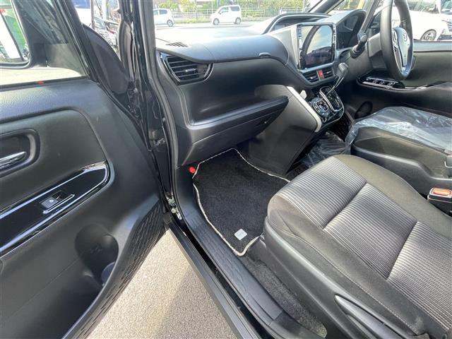 ヴォクシー ZS 煌II アルパイン製ナビ/Bluetooth/フルセグTV/バックカメラ/ETC/両側パワースライドドア/前後ドライブレコーダー/純正アルミホイール/純正フロアマット/クルーズコントロール/LEDヘッドライト(27枚目)