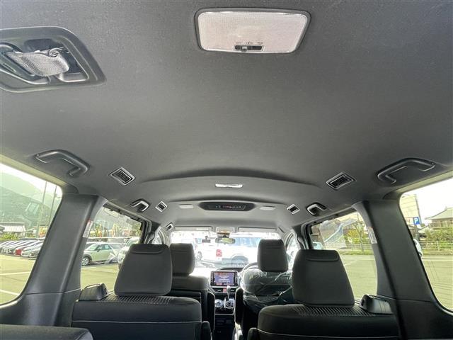 ヴォクシー ZS 煌II アルパイン製ナビ/Bluetooth/フルセグTV/バックカメラ/ETC/両側パワースライドドア/前後ドライブレコーダー/純正アルミホイール/純正フロアマット/クルーズコントロール/LEDヘッドライト(33枚目)