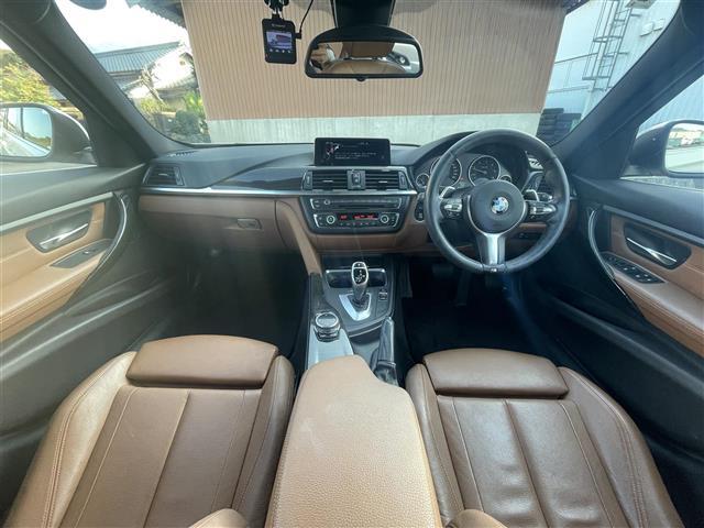 ３シリーズ ３２０ｄブルーパフォーマンス　Ｍスポーツ　イノベーションパッケージ／純正ナビ／バックカメラ／茶革シート／前席パワーシート／シートヒーター／運転席シートメモリー機能／ドライブレコーダー／パドルシフト／バックソナー／ＵＳＢ入力端子／ＥＴＣ／禁煙車（42枚目）