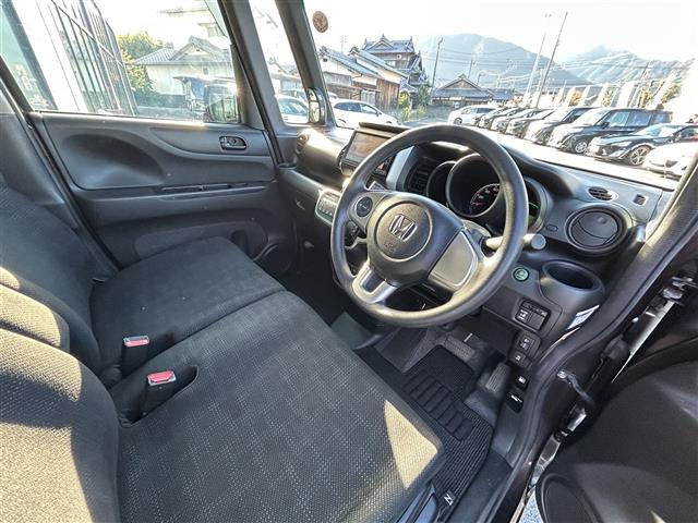 Ｎ－ＢＯＸ Ｇ・Ｌパッケージ　純正７型ナビ／バックカメラ／片側電動スライドドア／アイドリングストップ／Ｂｌｕｅｔｏｏｔｈ／フルセグＴＶ／純正フロアマット／電格ミラー／ドアバイザー／後席サンシェイド／ステアリングリモコン／禁煙車（26枚目）