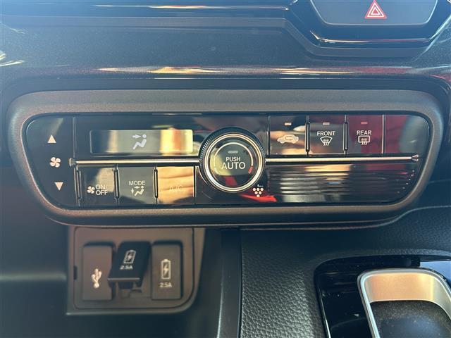 Ｎ－ＢＯＸカスタム Ｇ・Ｌホンダセンシング　純正８型ナビ／バックカメラ／両側電動スライド／アダプティブクルーズコントロール／アイドリングストップ／前後ドライブレコーダー／ドアバイザー／電格ミラー／ステアリングリモコン／ＵＳＢ入力端子／禁煙車（4枚目）