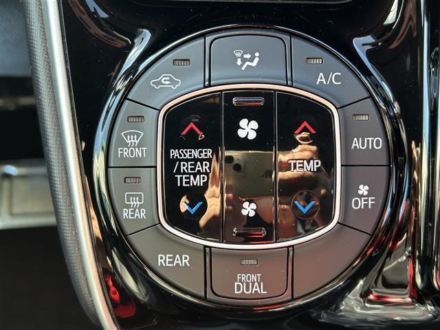 エスクァイア Ｇｉ　純正９型ナビ／純正１２．１型後席モニター／両側電動スライドドア／トヨタセーフティセンス／クルーズコントロール／クリアランスソナー／Ｂｌｕｅｔｏｏｔｈ／フルセグＴＶ／レザーシート／シートヒーター／禁煙車（26枚目）