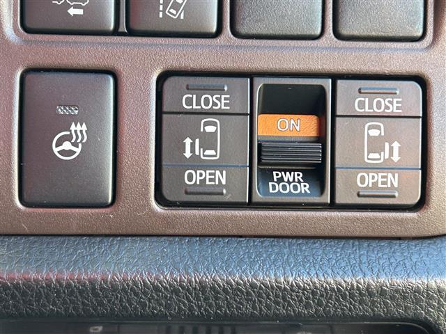 エスクァイア Ｇｉ　プレミアムパッケージ　ＡＬＰＩＮＥビックＸ１１型ナビ／ＡＬＰＩＮＥ後席モニター／バックカメラ／両側電動スライドドア／茶色ハーフレザーシート／シートヒーター／クルーズコントロール／ステアリングヒーター／ＨＤＭＩ入力端子／禁煙（5枚目）