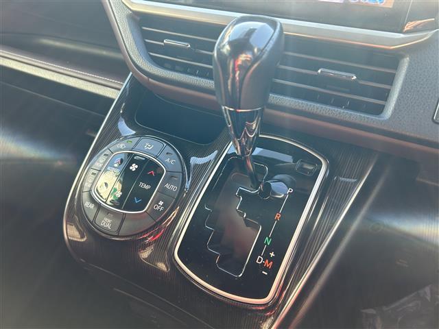 エスクァイア Ｇｉ　プレミアムパッケージ　ＡＬＰＩＮＥビックＸ１１型ナビ／ＡＬＰＩＮＥ後席モニター／バックカメラ／両側電動スライドドア／茶色ハーフレザーシート／シートヒーター／クルーズコントロール／ステアリングヒーター／ＨＤＭＩ入力端子／禁煙（26枚目）